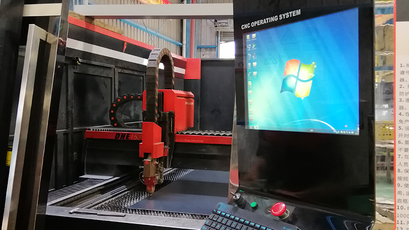 高端標(biāo)識(shí)制作前期激光切割有哪些注意事項(xiàng)？