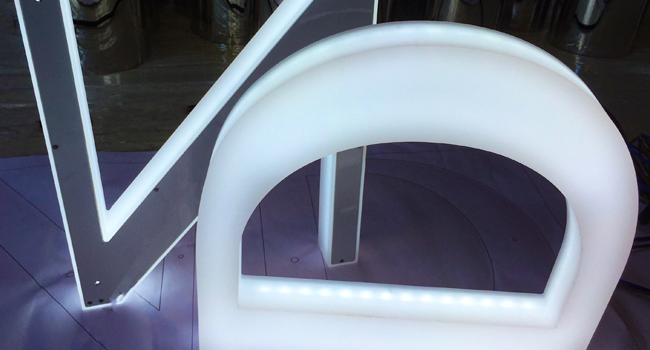 柯賽標(biāo)識分享:標(biāo)識的材料設(shè)計 柯賽標(biāo)識分享:標(biāo)識的材料設(shè)計