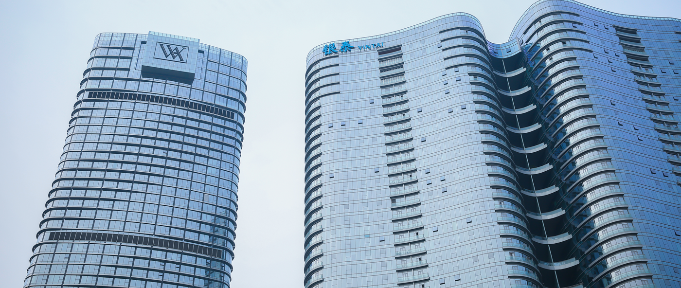 柯賽標(biāo)識分享:特大LED外露沖孔發(fā)光字制作方法 柯賽標(biāo)識分享:特大LED外露沖孔發(fā)光字制作方法