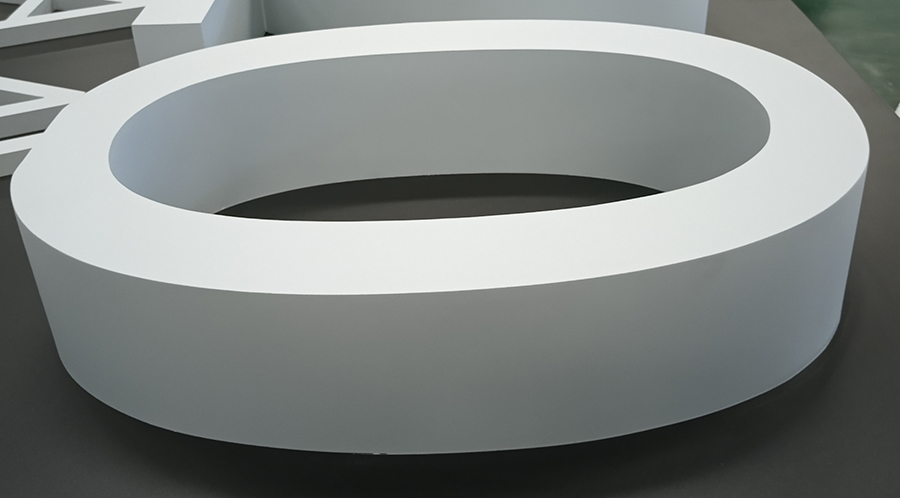 戶外落地立體發(fā)光字一般采用哪些形式？