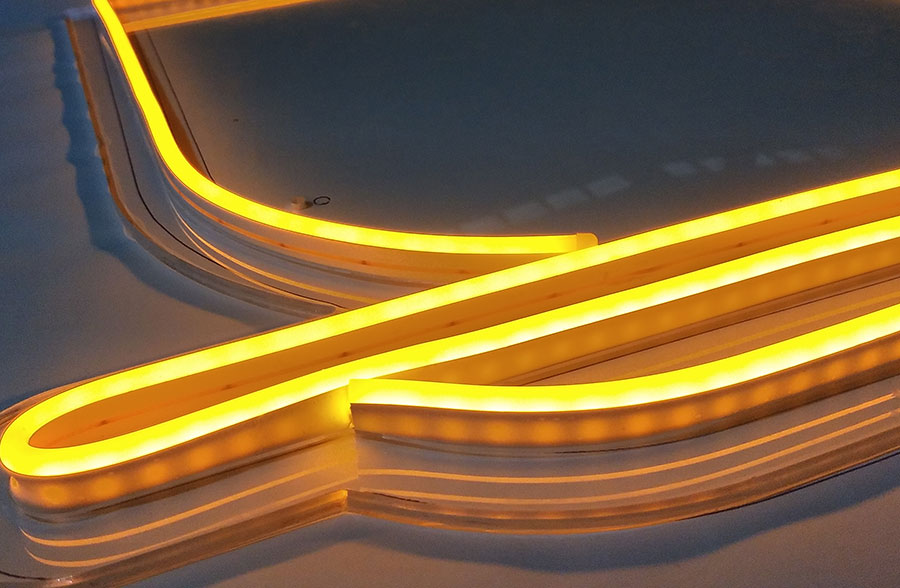 LED發(fā)光字選擇不同光源種類有哪些依據(jù)？