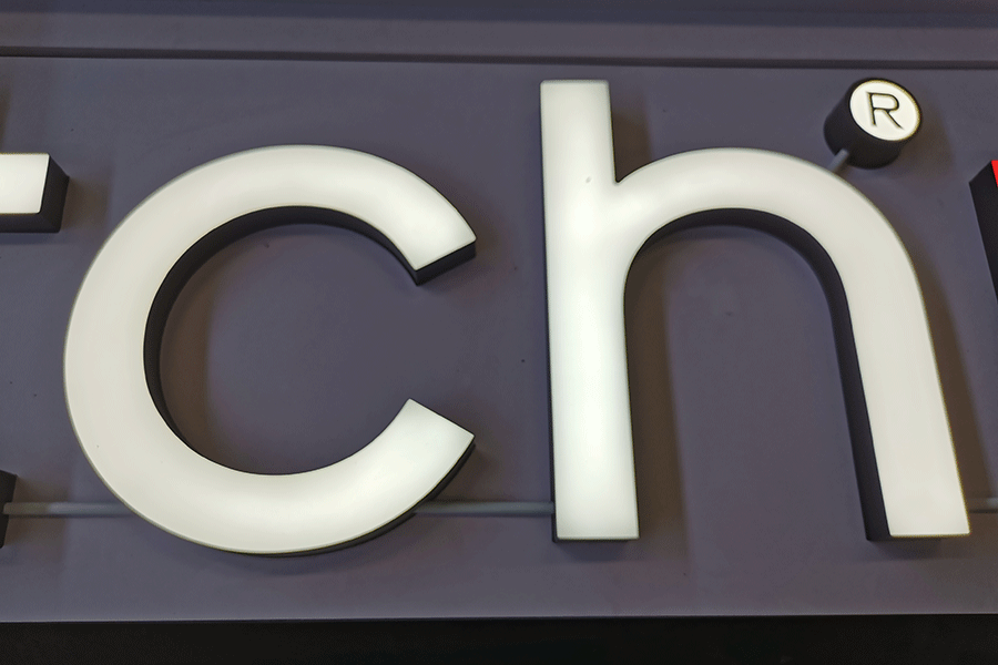 樹脂字和迷你字有什么區(qū)別？