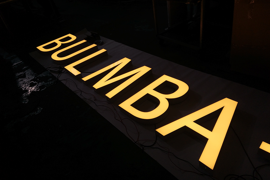 led發(fā)光字與亞克力發(fā)光字有什么區(qū)別？