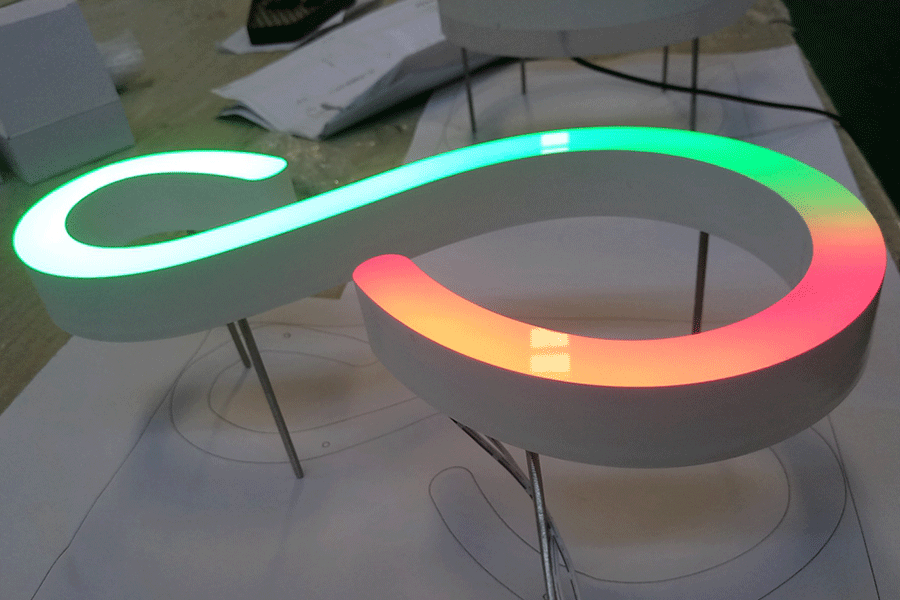 迷你字發(fā)光標(biāo)識(shí)有哪些優(yōu)點(diǎn)？