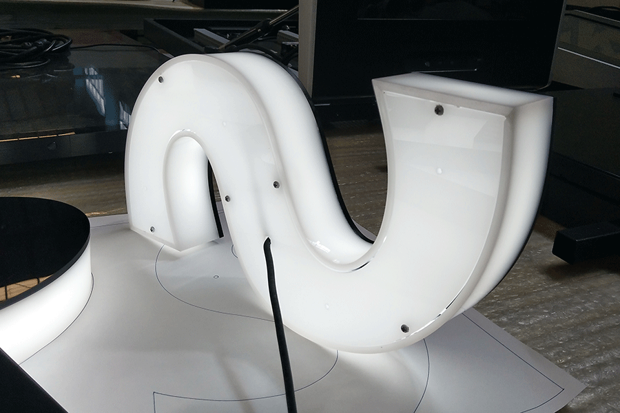 亞克力發(fā)光字制作安裝注意細(xì)節(jié)有哪些？