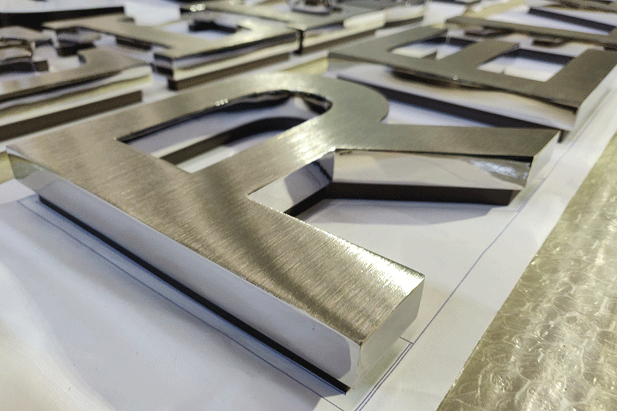 金屬平面字有哪些制作工藝流程？