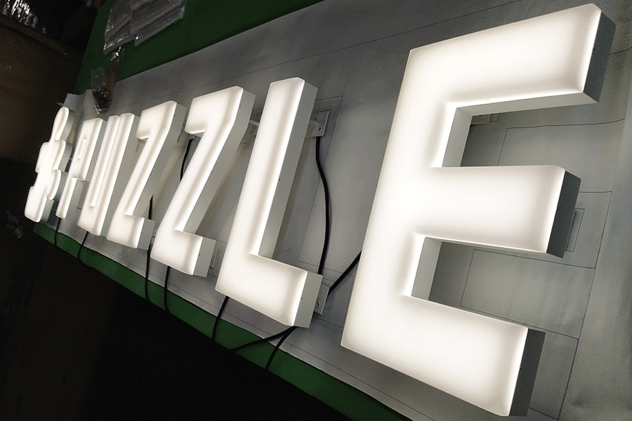 不銹鋼無邊字有哪些制作工藝及產(chǎn)品特點？