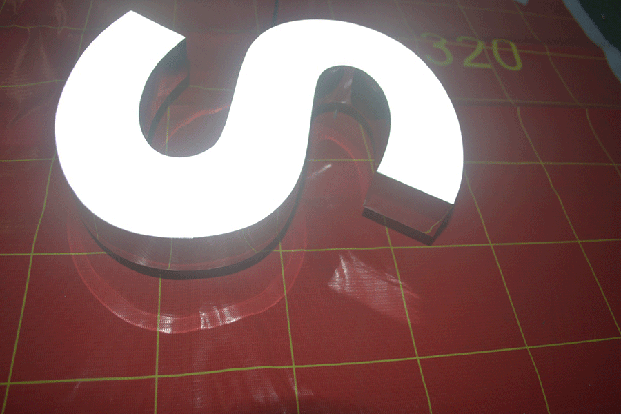 怎么處理led樹脂字發(fā)黃的問題？