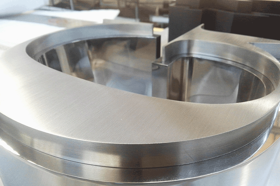 設計制作金屬字發(fā)光標識有什么特色？