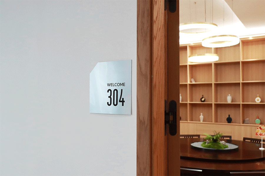 羅馬克門(mén)牌標(biāo)識(shí)設(shè)計(jì)制作有什么特征？