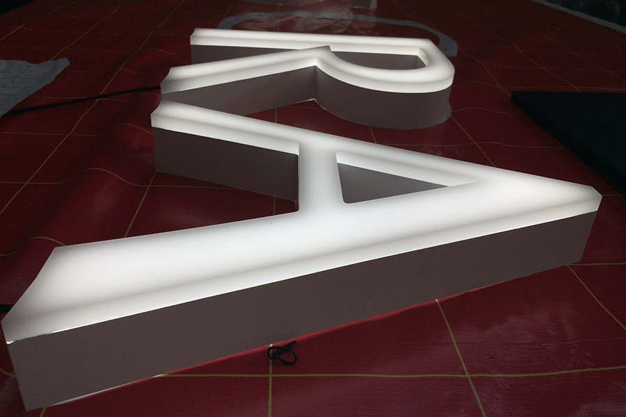 亞克力字標(biāo)識標(biāo)牌制作有哪些特色？