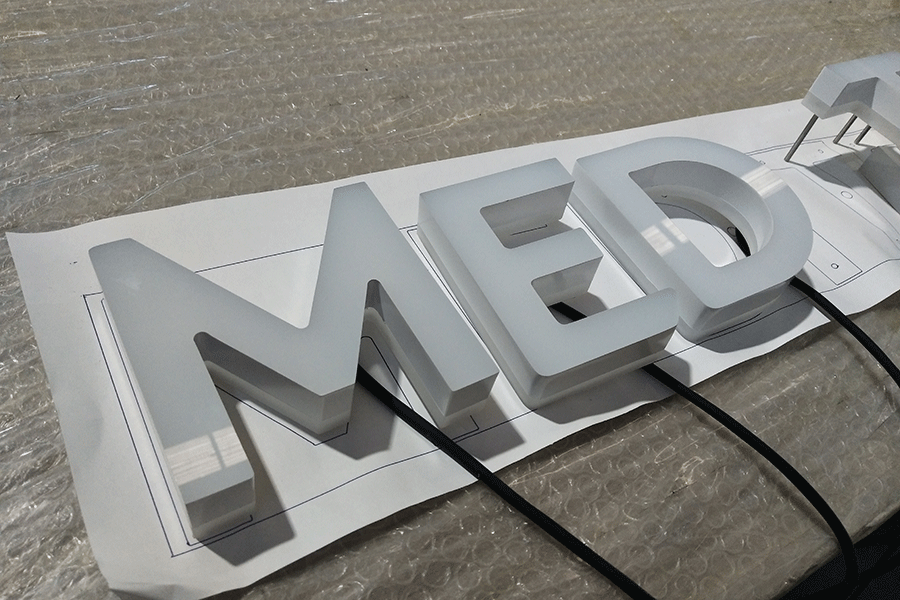 LED迷你字標識標牌制作有什么特征？